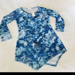 Blue & white long sleeved silky blouse